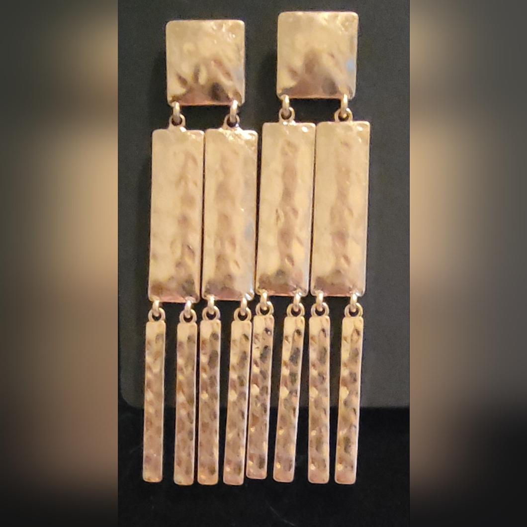 Dangle Earrings 5$